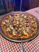Mel's Pizzeria & Italian Restaurant food