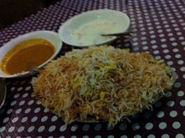 Sri Sai Akshaya Bawarchi food