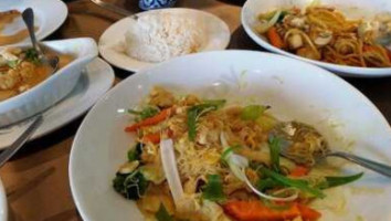 Aree's Thai food