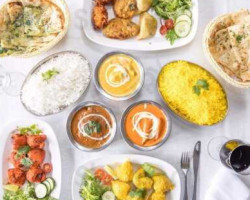 Gills Indian Cuisine food