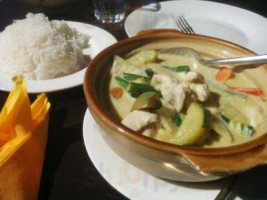 Blaxland Thai food