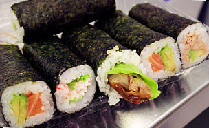 Sushi D'lite food