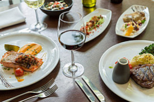 Crowne Plaza Adelaide - Redsalt Restaurant food