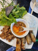 Vietnamese House food