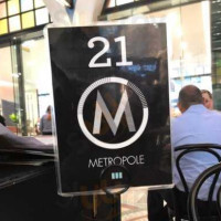 Metropole Cafe food