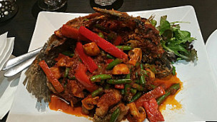 Lumleang Thai Restaurant food
