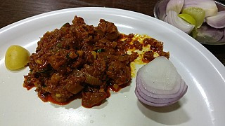 Hotel Nityanand Lunch Home Restaurant 