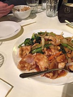Chong Yees Chinese Restaurant 