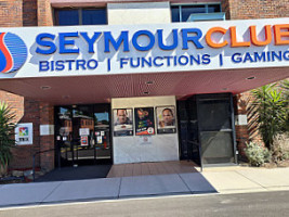 Seymour Club outside