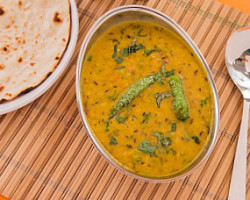Naveen's Bapu Ki Kutia food