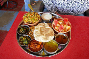 Gopi Guesthouse and Restaurant food