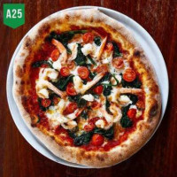 A25 Pizzeria food