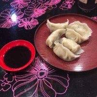 Dumpling Dynasty food