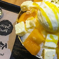 Cafe Seolhwa food