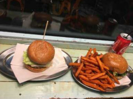 Perkup Burgers food