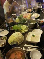 Di Wang Taiwanese Hotpot Dì Wáng Tái Wān Huǒ Guō food