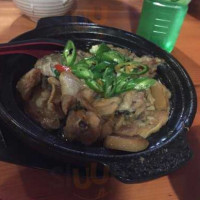 Yang's Braised Chicken food