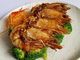 Arawan Thai Cuisine food