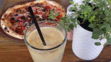 Armonica Cafe And Wood Fired Pizza food