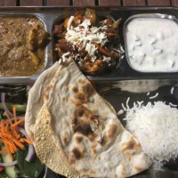 Masallas Indian Cuisine inside