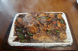 Yun Lai Ji food