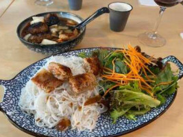 Yoyo Vietnamese Eatery food