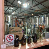Noodledoof Brewing And Distilling Co food