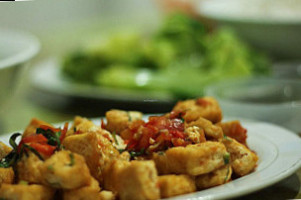 Nha Hang Tung Bach food