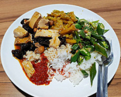 Yum Yum Yummy Vegetarian Bukit Merah Central food