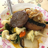 Mae Orathai Vegetarian food