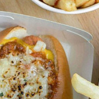 Zeppelin Hot Dog Shop (sheung Shui) food