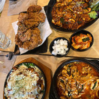 Manchi Korean Fried Chicken 만원치킨 food