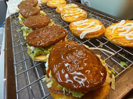 Kechik Western Burger Roti Bakar food