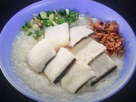 Seng Kee Porridge Noodles And Soup (empress Market) food
