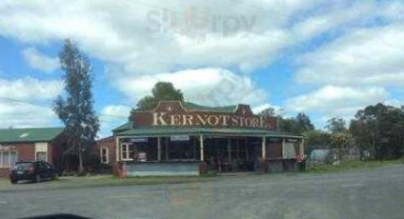 Kernot Food Wine Store outside