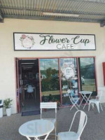 Flower Cup Cafe inside