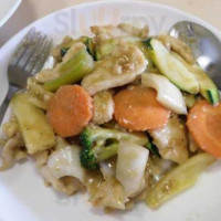 Ten-yuan Chinese food