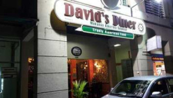 David's Diner food