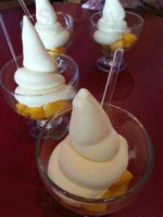 7-heaven Dessert Parlor food