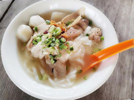 Shi Jiu Koay Teow Soup Shì Jiǔ Guǒ Tiáo food