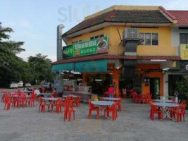 Restoran May Wah Bercham inside