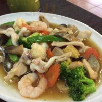 Kayu Manis Seafood food