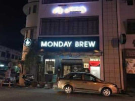 Monday Brew Cafe inside