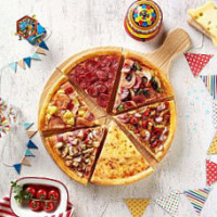Pezzo Pizza (clementi Mall) food