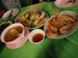 Selera Senibong Seafood food