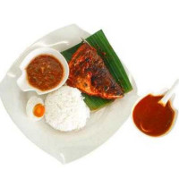 Restoran Arang Ikan Bakar food