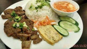 Saigon Ivy Cafe food