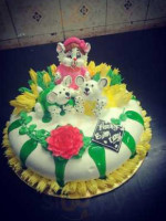 Oviyas Sweets And Cakes food