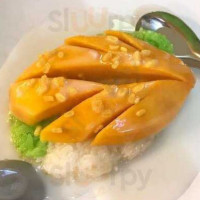Alissara Thai Cuisine food