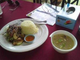 Burau Corner Chicken Rice And Seafood food